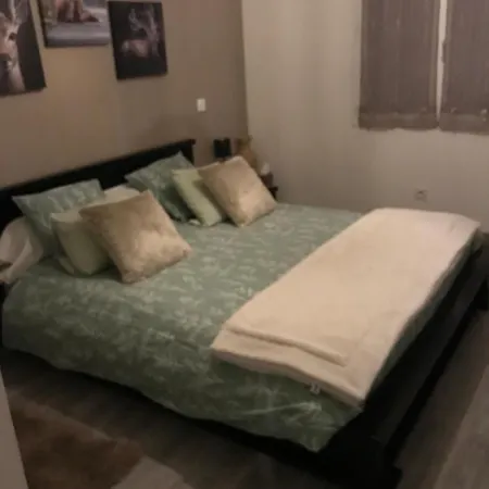 Guest house Maison A Partager Avec L'hote *