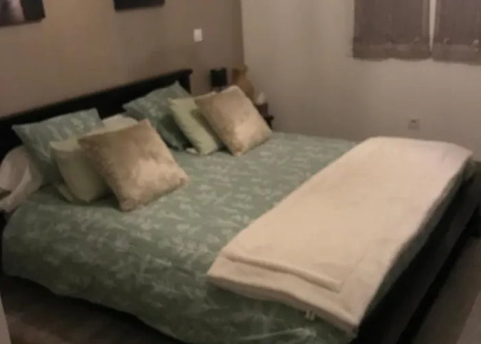 Guest house Maison A Partager Avec L'hote *